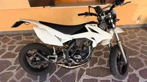 Betamotor RR 50 Motard (2021 - 26)  (3)