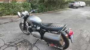Triumph Bonneville T120 (2021 - 25)  (5)