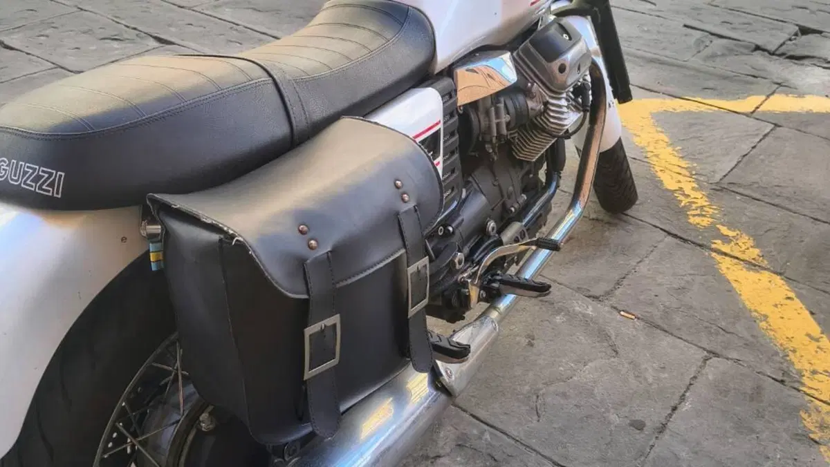 Moto Guzzi V7 Classic (2008 - 12)  (3)