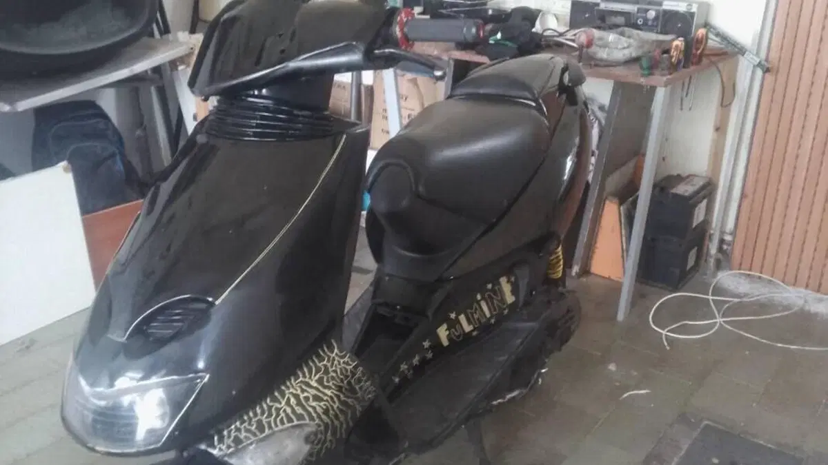 Aprilia SR 50 (1992 - 96)  (3)