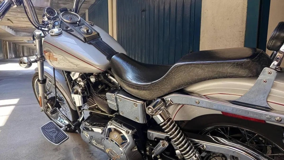 Harley-Davidson 1450 Wide Glide (1995 - 07) - FXDWG 