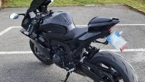 Yamaha YZF R9 (2025 - 26)  (5)