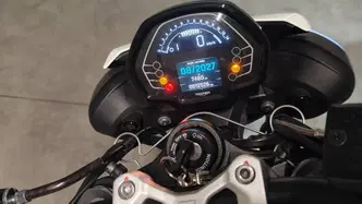 Triumph Street Triple 765 R (2023 - 26)