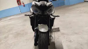 Triumph Street Triple 765 R (2023 - 26)  (3)