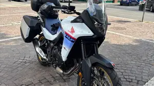 Honda Transalp XL750 Travel Edition (2023 - 24)  (2)