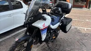 Honda Transalp XL750 Travel Edition (2023 - 24)  (3)