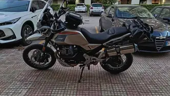 Moto Guzzi V85 TT Travel (2024 - 26) usata