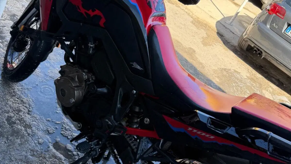 Honda Africa Twin CRF 1100L ES DCT (2024 - 26) 