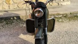 Moto Guzzi   (2)