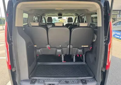Ford Tourneo Custom 310 2.0 TDCi 170CV aut. PC Titanium (8)