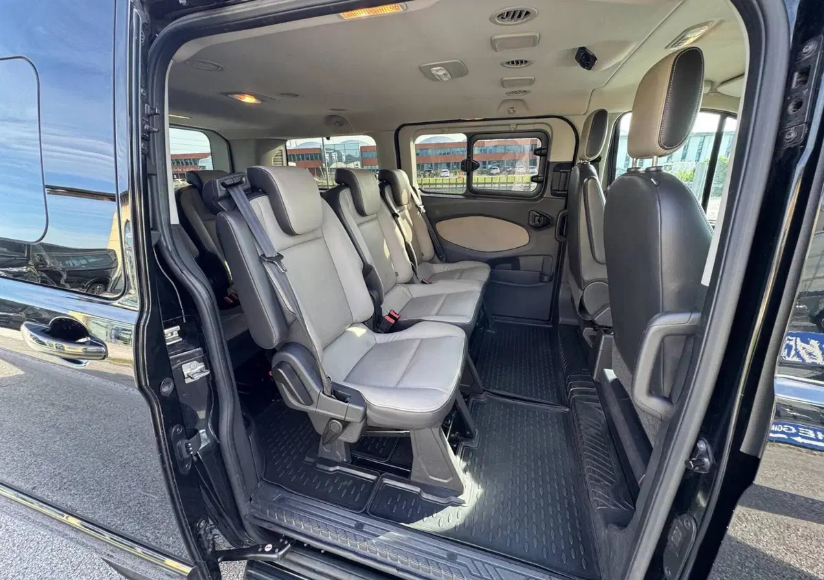 Ford Tourneo Custom 310 2.0 TDCi 170CV aut. PC Titanium (11)