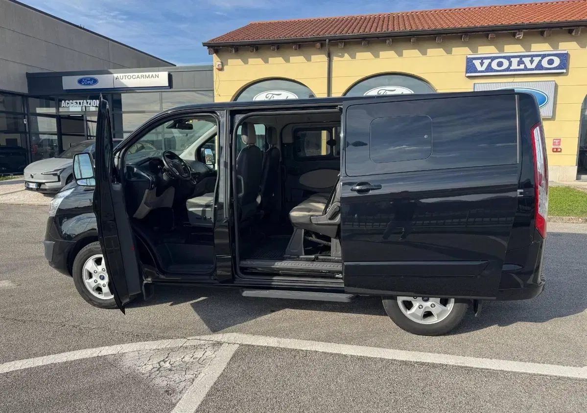Ford Tourneo Custom 310 2.0 TDCi 170CV aut. PC Titanium (6)