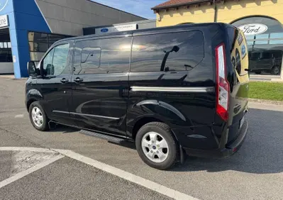 Ford Tourneo Custom 310 2.0 TDCi 170CV aut. PC Titanium (5)