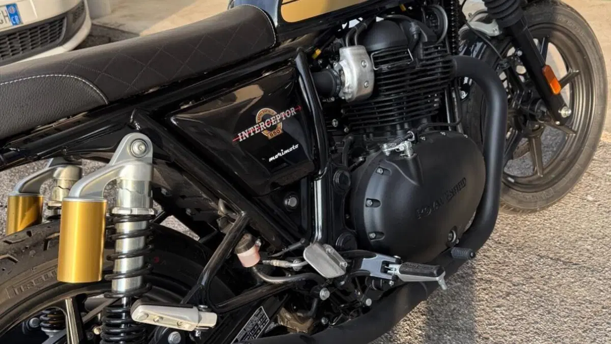 Royal Enfield Interceptor 650 (2021 - 26)  (3)