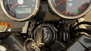 Royal Enfield Interceptor 650 (2021 - 26)  (8)