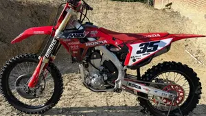 Honda CRF 450R (2024)  (3)