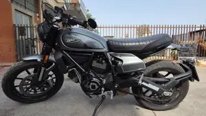 Ducati Scrambler 800 Night Shift (2021 - 22)  (2)