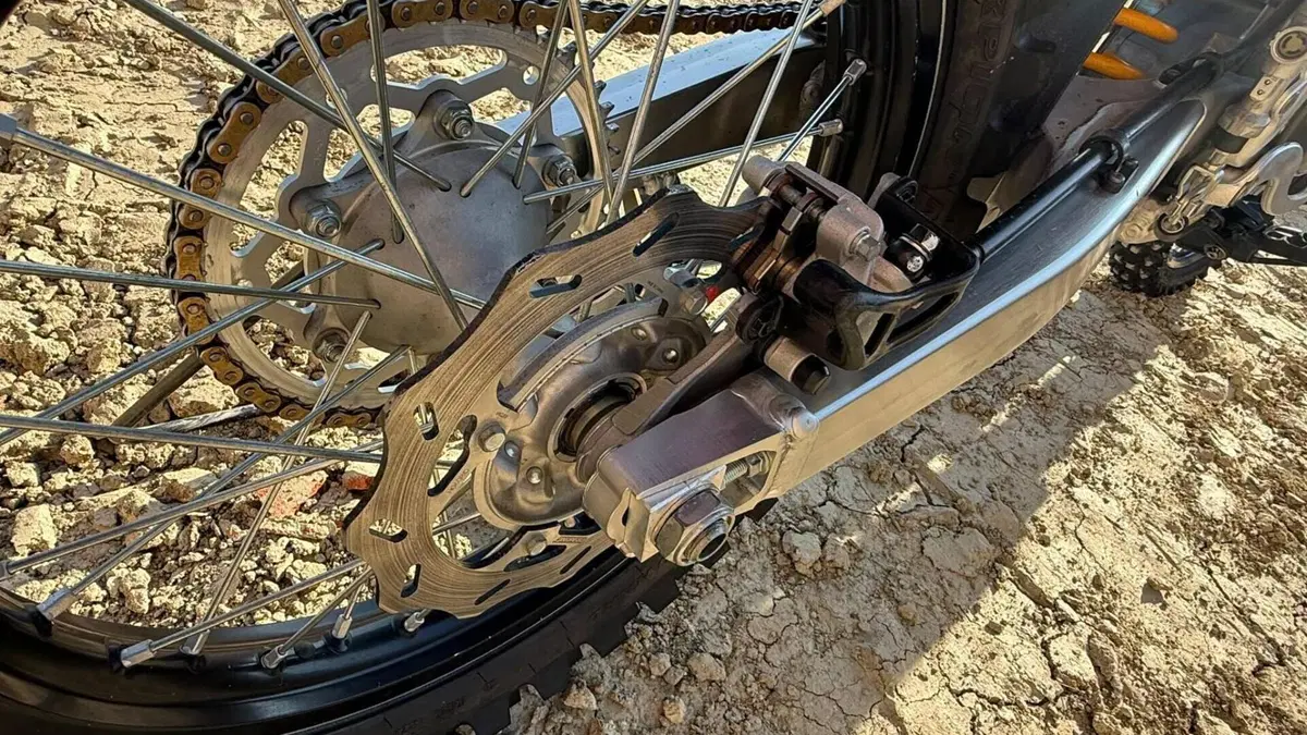 Honda CRF 450R (2020)  (7)