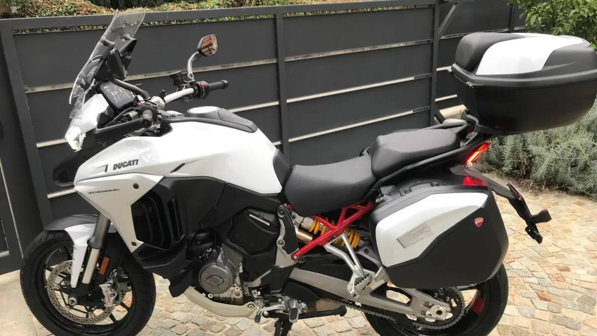 Ducati Multistrada V4 (2021 - 24)  (4)