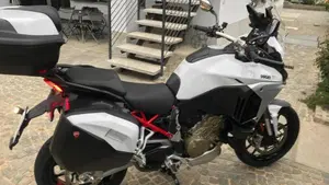 Ducati Multistrada V4 (2021 - 24)  (6)