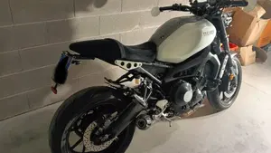 Yamaha XSR 900 ABS (2016 - 20)  (4)