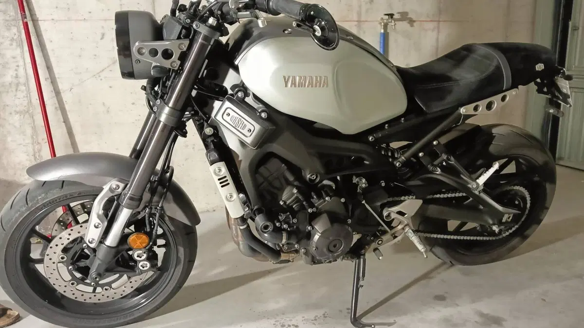 Yamaha XSR 900 ABS (2016 - 20)  (6)