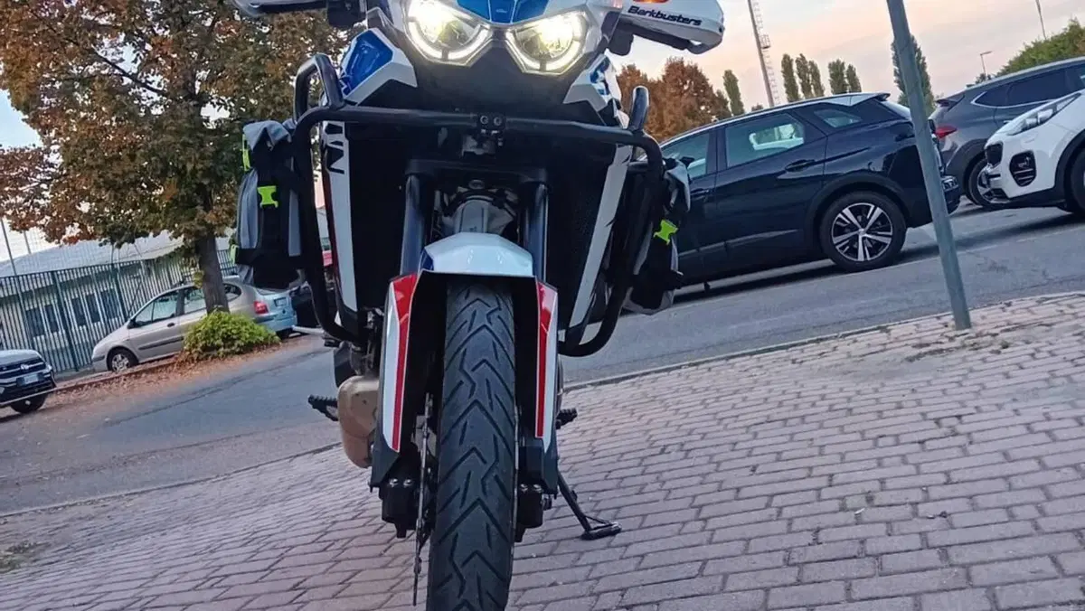 Honda Africa Twin CRF 1100L (2022 - 23)  (2)
