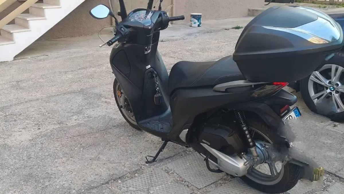 Honda SH 150i (2017 - 19)  (3)