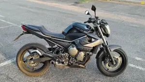 Yamaha XJ6 (2008 - 15)  (4)