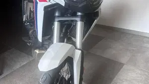 Honda Africa Twin CRF 1100L DCT (2020 - 21)  (2)