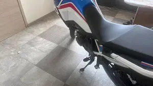 Honda Africa Twin CRF 1100L DCT (2020 - 21)  (4)