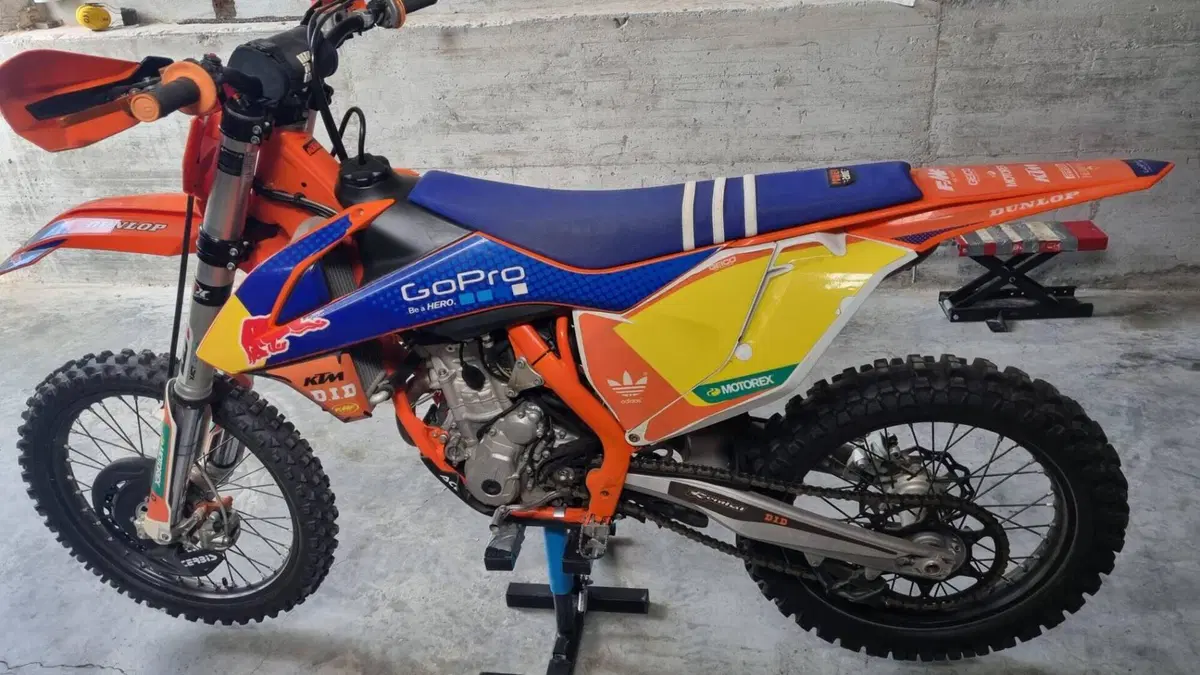 KTM 250 SX-F (2018)  (2)