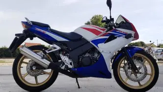 Honda CBR 125 R (2007 - 17) usata
