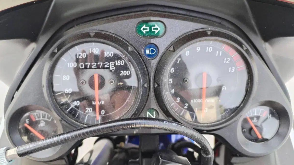 Honda CBR 125 R (2007 - 17)  (7)