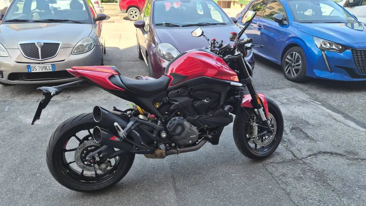 Ducati Monster 937 + (2021 - 25)  (2)