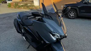 Yamaha T-Max 560 Tech Max (2021)  (3)