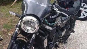 Kawasaki Z 650 RS (2022 - 24) 