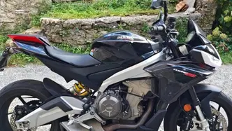 Aprilia Tuono 660 Factory (2022 - 24) usata