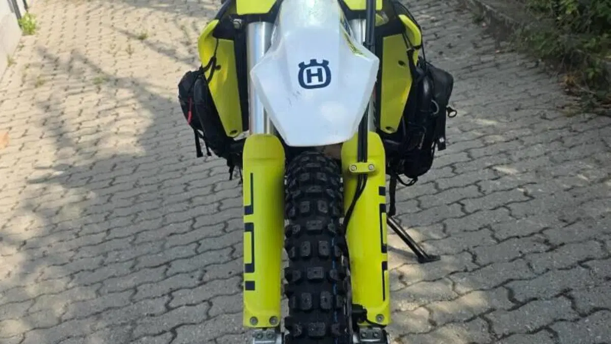 Husqvarna 701 Enduro (2023 - 25)  (2)
