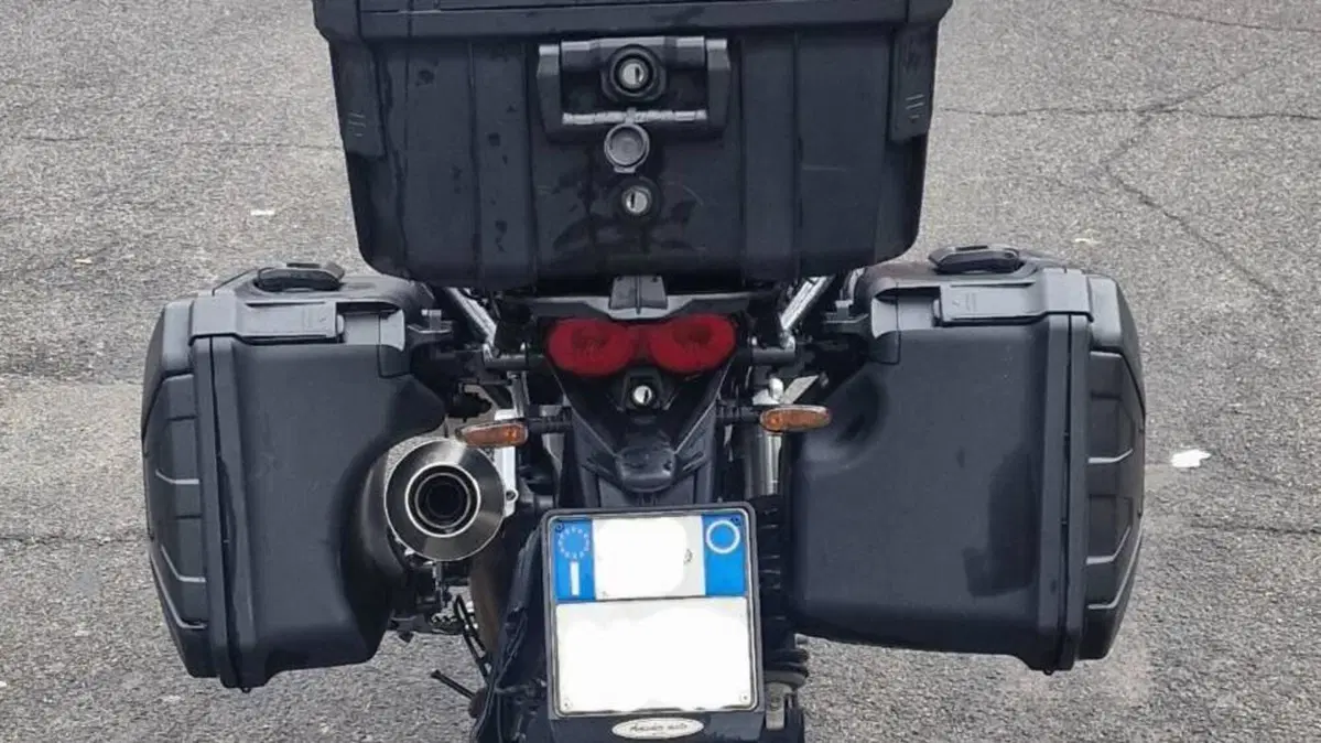 Moto Guzzi V85 TT (2021 - 23)  (8)