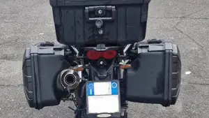 Moto Guzzi V85 TT (2021 - 23)  (8)