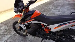 KTM 890 Adventure R (2021 - 22)  (3)