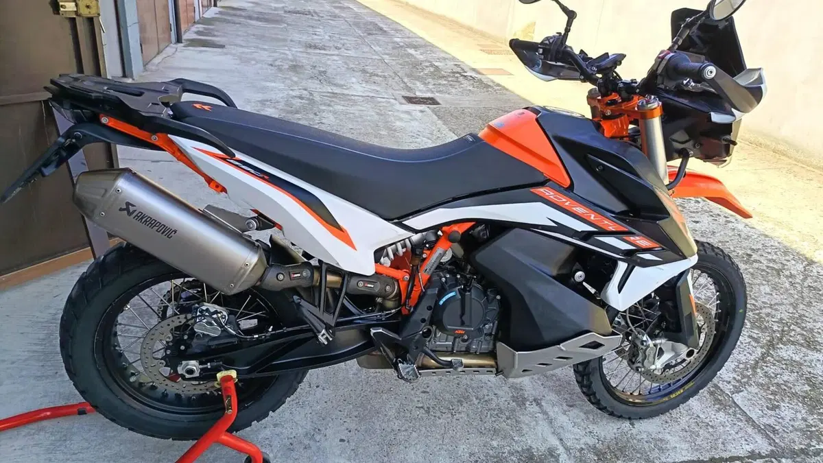 KTM 890 Adventure R (2021 - 22)  (4)