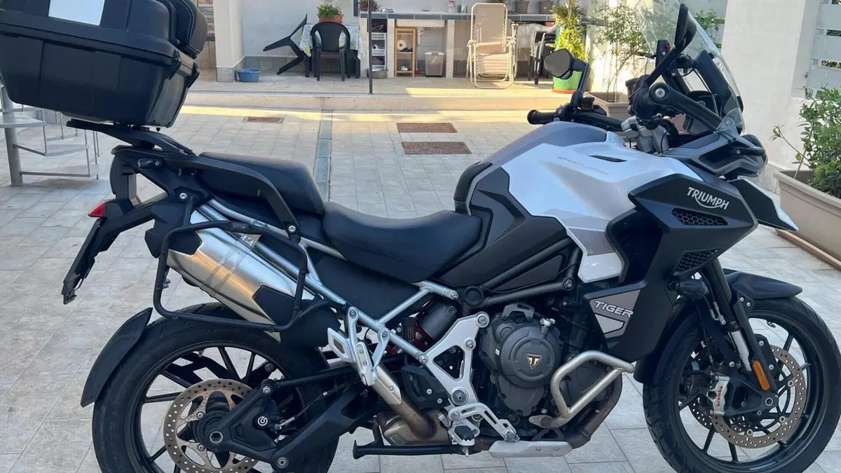 Triumph Tiger 1200 GT Explorer (2022 - 23)  (3)