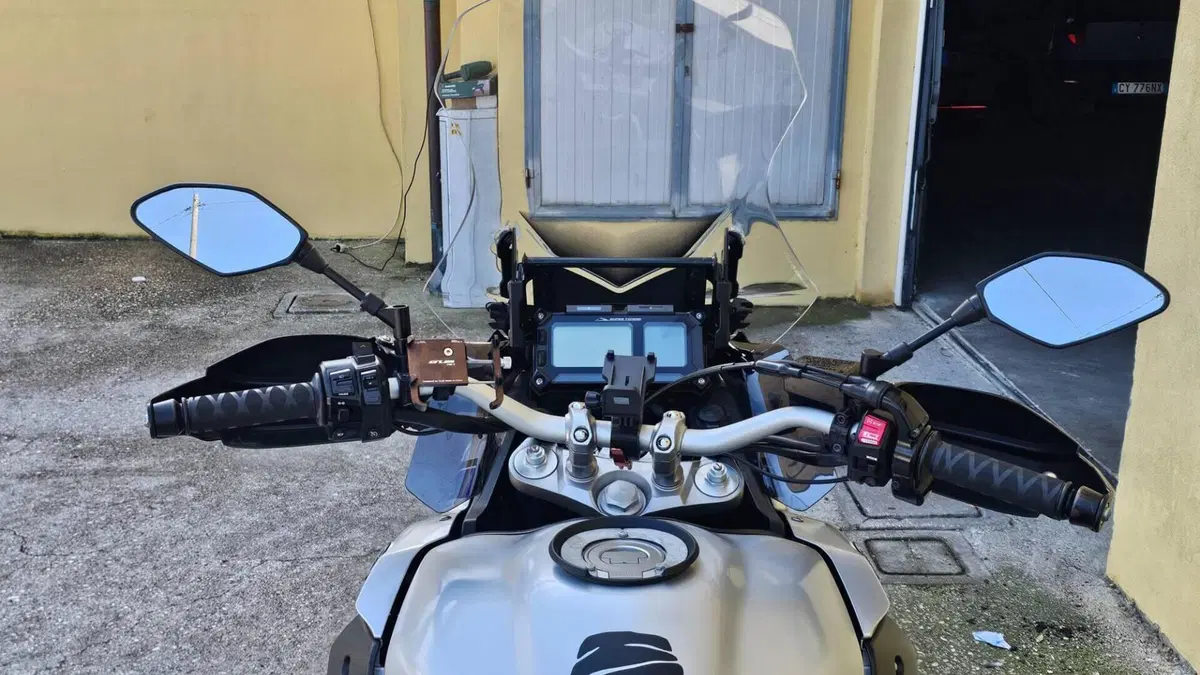 Yamaha XT1200Z Super Ténéré ABS (2015 - 16)  (6)