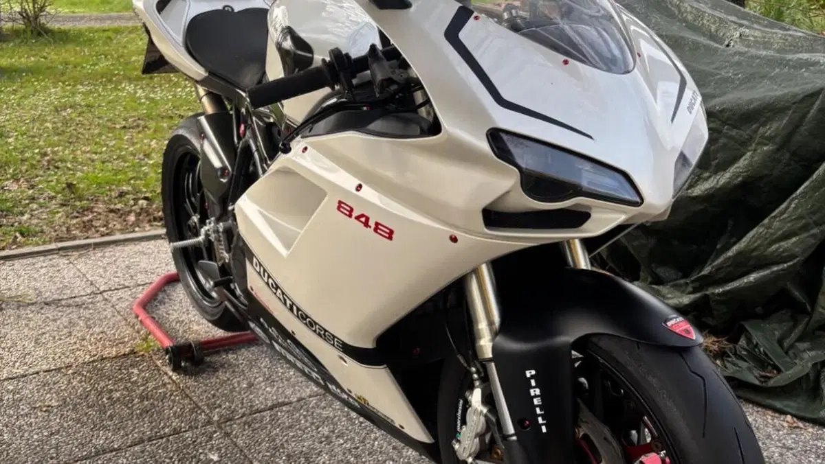 Ducati 848 (2007 - 13)  (3)