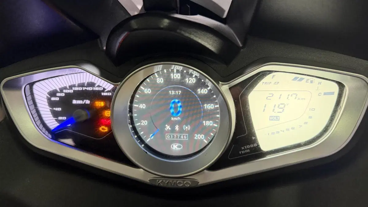 Kymco Xciting 400i S TCS (2021 - 24)  (4)