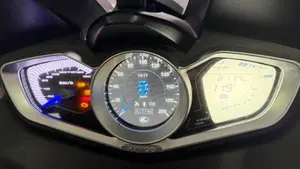 Kymco Xciting 400i S TCS (2021 - 24)  (4)