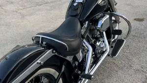 Harley-Davidson 1584 Deluxe (2007 - 08) - FLSTN  (4)