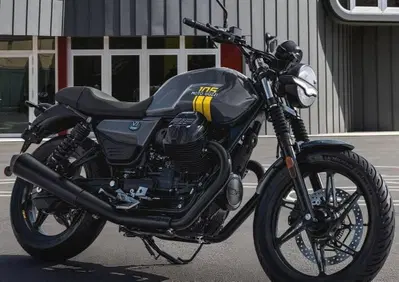 Moto Guzzi V7 Stone 105th Anniversary (2026) - Annuncio 10130944